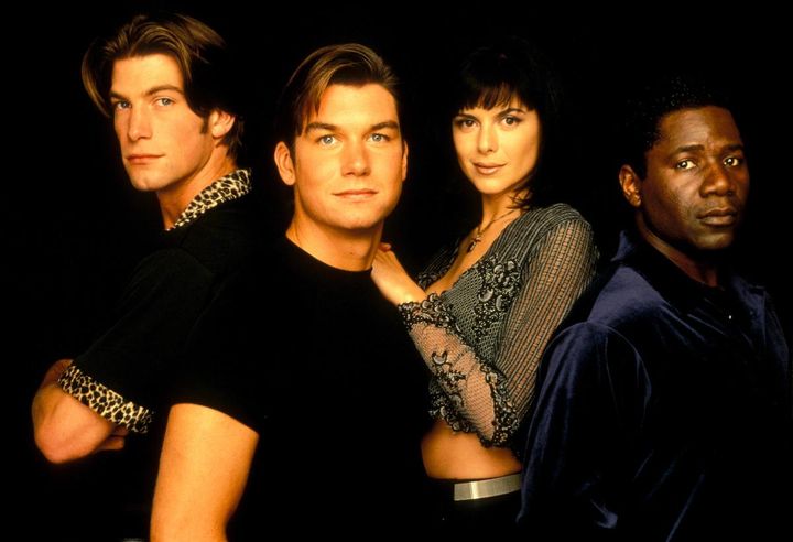 8 sci-fi TV shows from the 90s you forgot existed